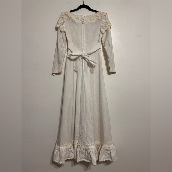 Vintage 70’s Prairie Daisy Lace Long Sleeve White Wedding Gown Handmade - Picture 7 of 8